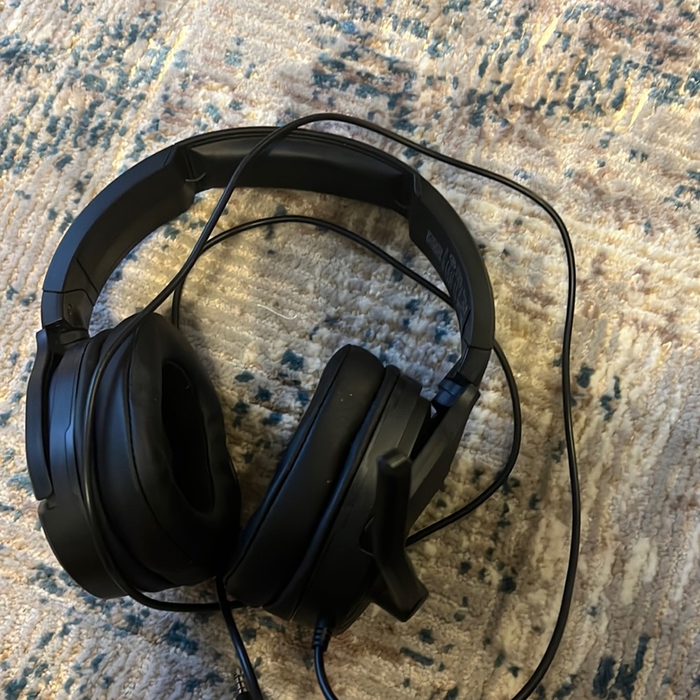Gaming headphones